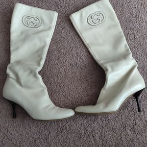 Gucci leather boots in cream